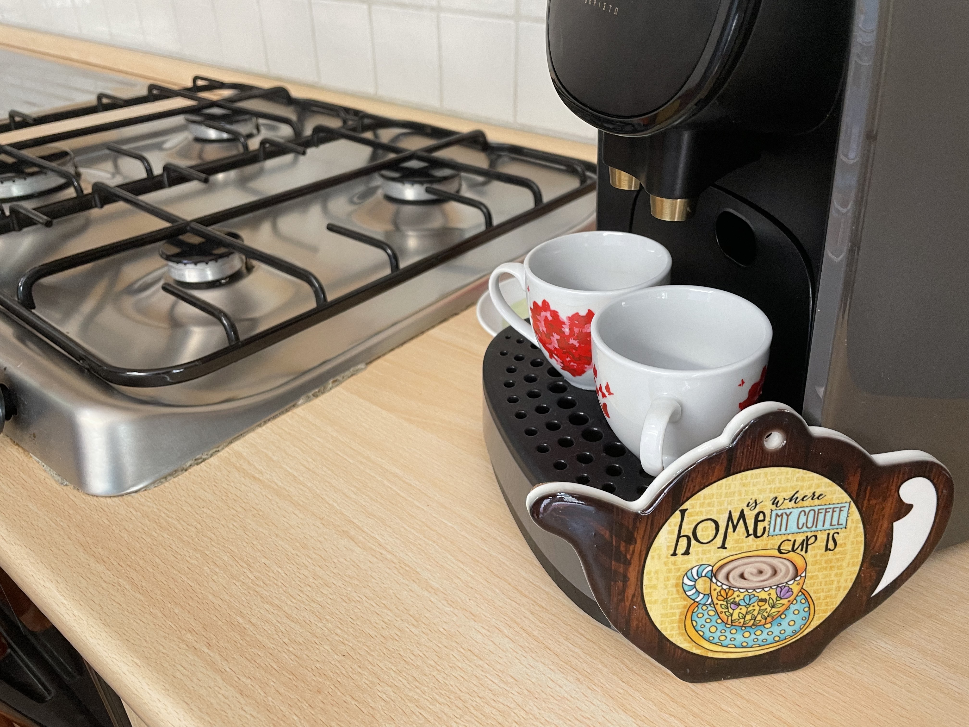 Cucina attrezzata trilocale